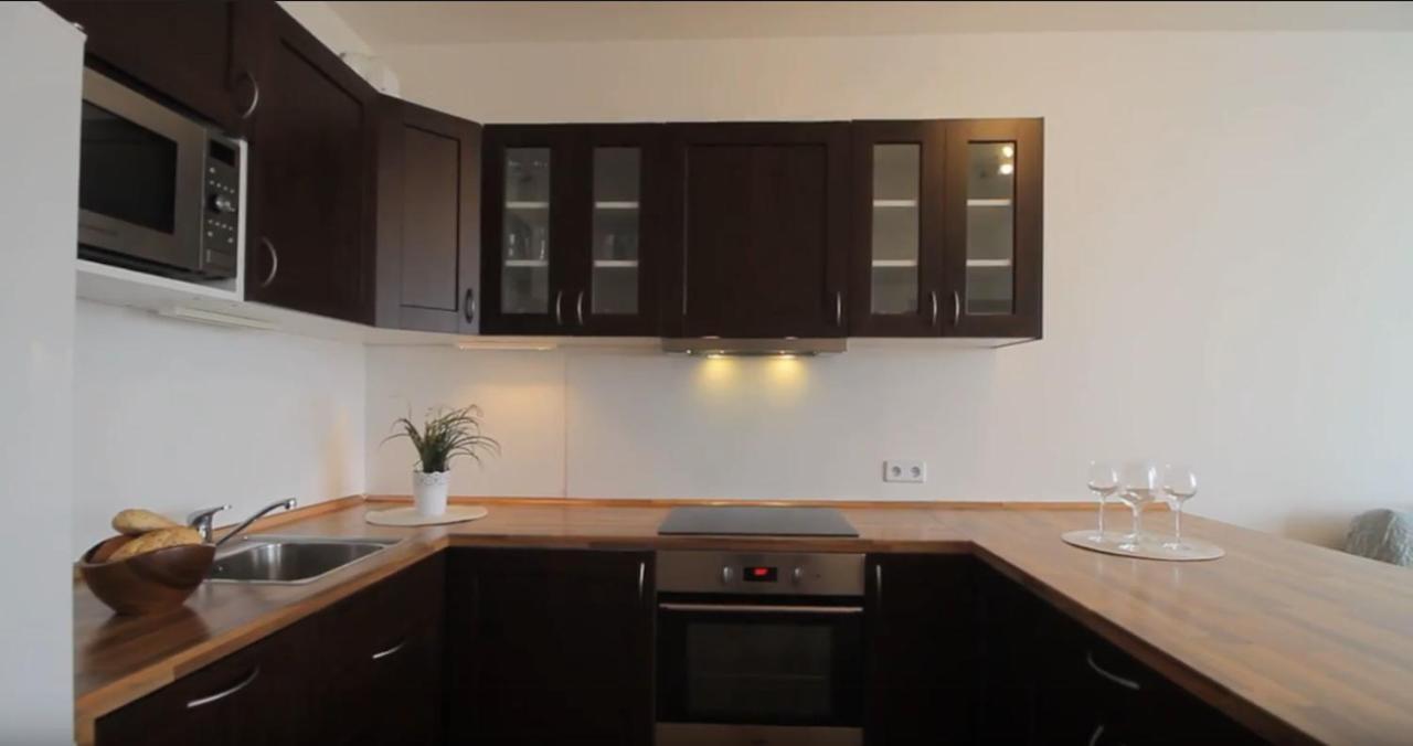 Apartment Julie Praha Bagian luar foto